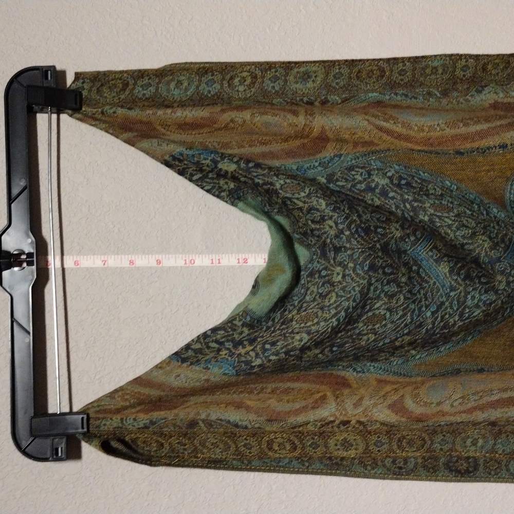 SCARF - Picture 4 of 8